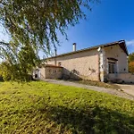 בית נופש La Grange Guizengeard