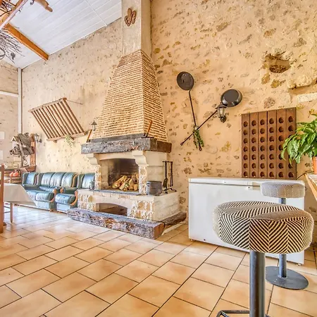 בית נופש La Grange Guizengeard